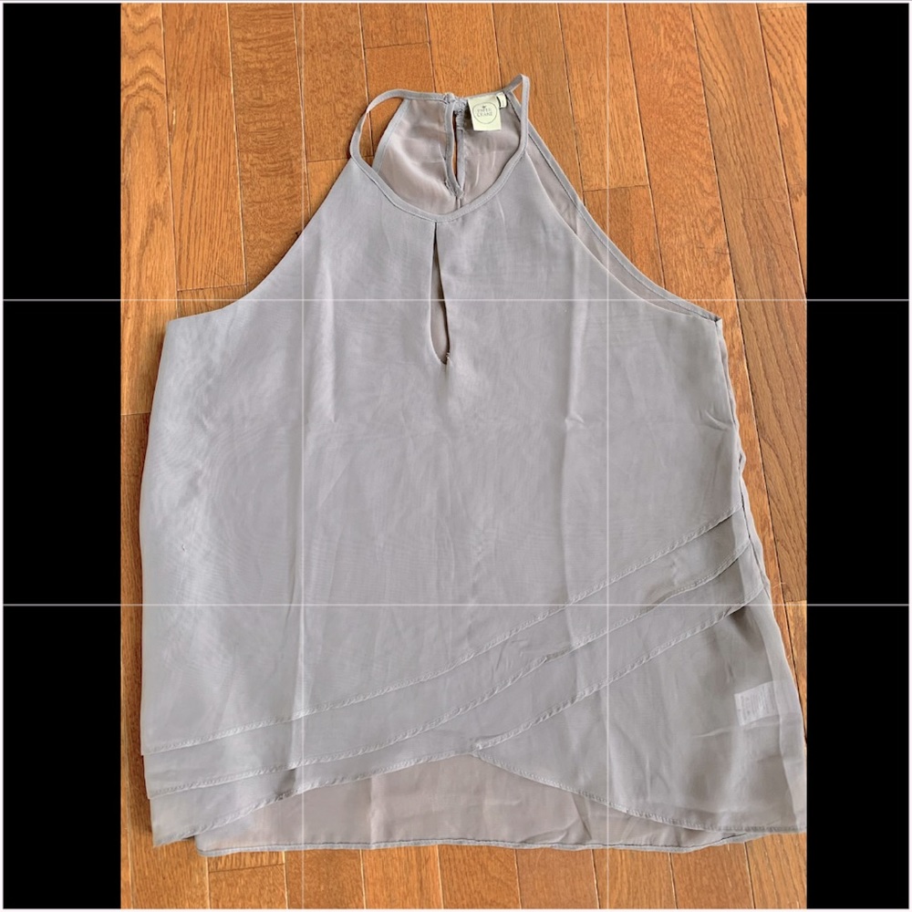 Paper Crane size small top (light grey)